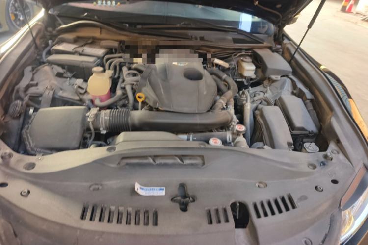 Used Toyota Crown 2017 2.0T Sport Edition Engine Bay