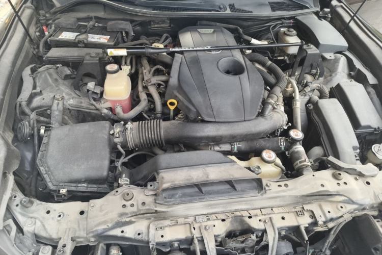 Used Toyota Crown 2017 2.0T Sport Edition Engine Bay