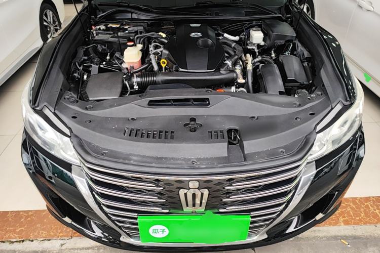 Used Toyota Crown 2017 2.0T Sport Edition Engine Bay
