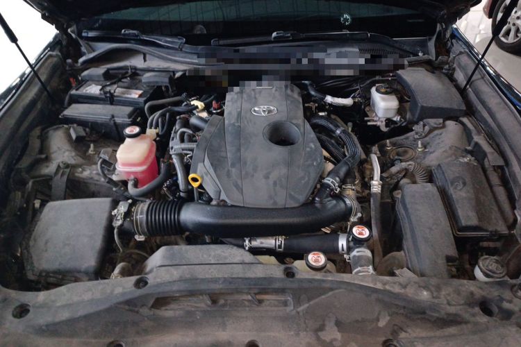 Used Toyota Crown 2017 2.0T Sport Edition Engine Bay