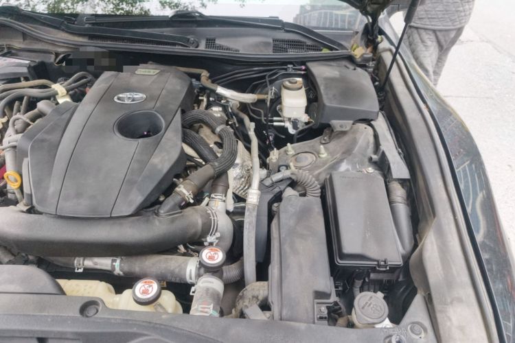 Used Toyota Crown 2017 2.0T Sport Edition Engine Bay Left