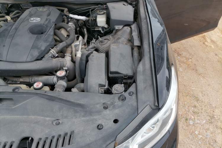 Used Toyota Crown 2017 2.0T Sport Edition Engine Bay Left