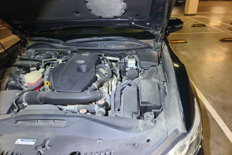 Used Toyota Crown 2017 2.0T Sport Edition Engine Bay Left