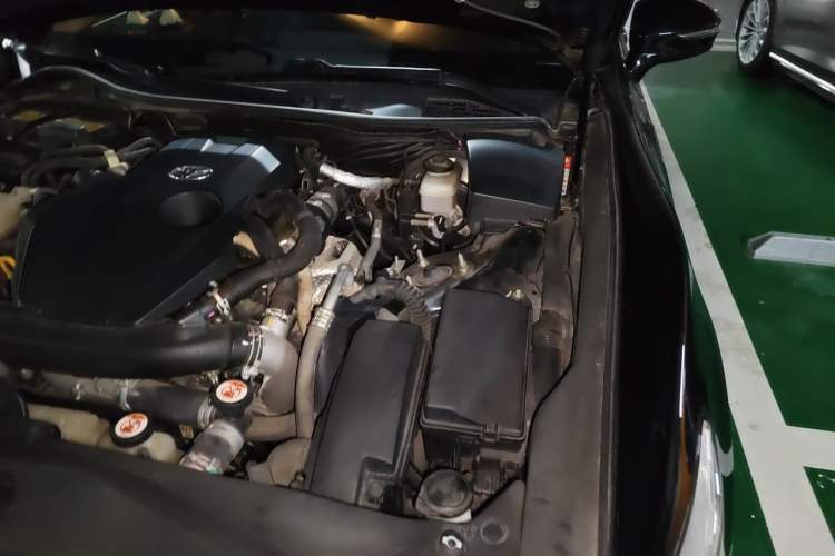 Used Toyota Crown 2017 2.0T Sport Edition Engine Bay Left