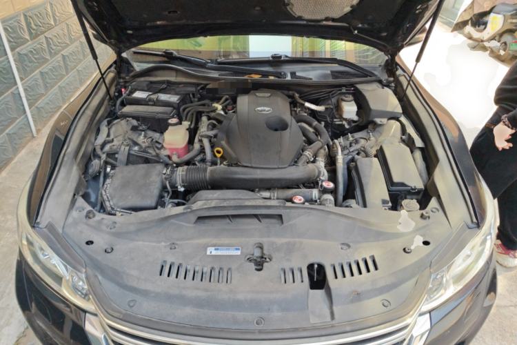 Used Toyota Crown 2017 2.0T Sport Edition Engine Bay