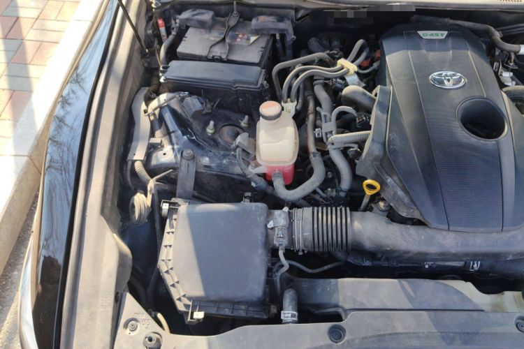 Used Toyota Crown 2017 2.0T Sport Edition Engine Bay Right