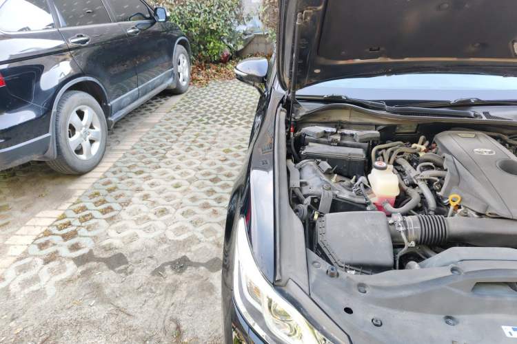 Used Toyota Crown 2017 2.0T Sport Edition Engine Bay Right