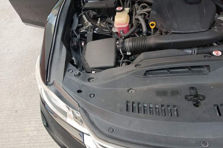Used Toyota Crown 2017 2.0T Sport Edition Engine Bay Right