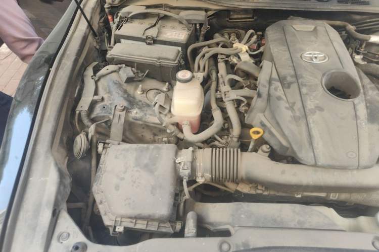 Used Toyota Crown 2017 2.0T Sport Edition Engine Bay Right