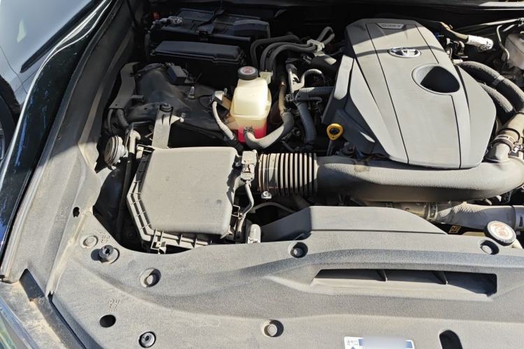 Used Toyota Crown 2017 2.0T Sport Edition Engine Bay Right