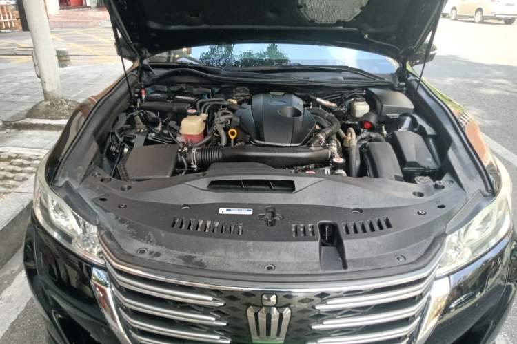 Used Toyota Crown 2017 2.0T Sport Edition Engine Bay