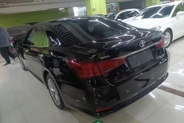Used Toyota Crown 2017 2.0T Sport Edition Exterior 2