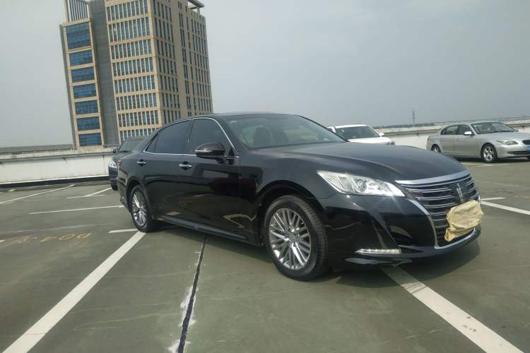 Used Toyota Crown 2017 2.0T Sport Edition Exterior 2