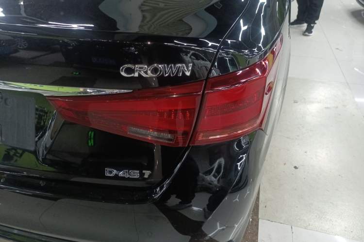 Used Toyota Crown 2017 2.0T Sport Edition Exterior 3