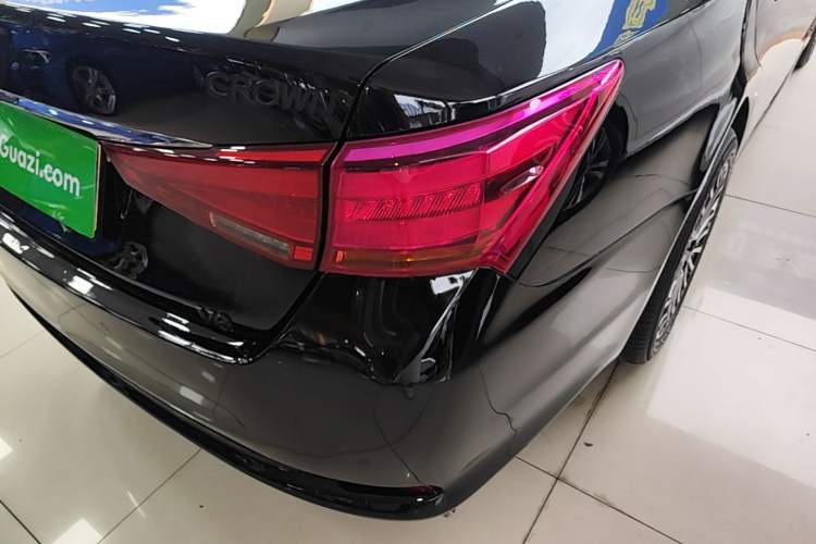 Used Toyota Crown 2017 2.0T Sport Edition Exterior 3
