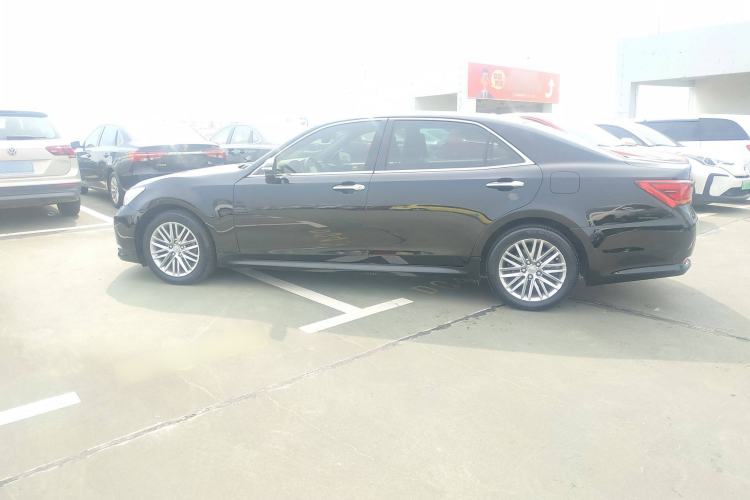 Used Toyota Crown 2017 2.0T Sport Edition Exterior 4