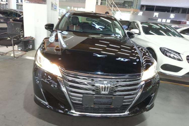 Used Toyota Crown 2017 2.0T Sport Edition Front