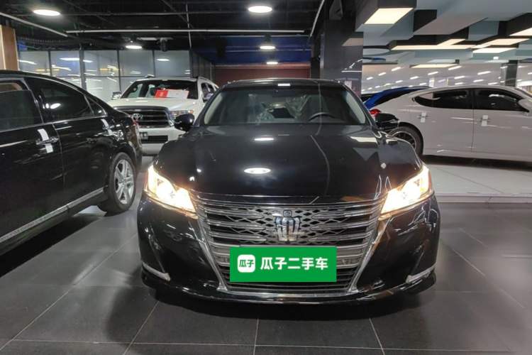 Used Toyota Crown 2017 2.0T Sport Edition Front