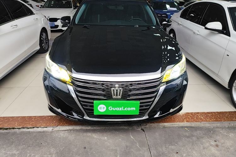 Used Toyota Crown 2017 2.0T Sport Edition Front