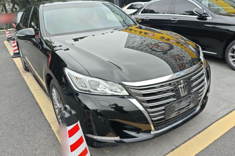 Used Toyota Crown 2017 2.0T Sport Edition Front Right 45 Deg