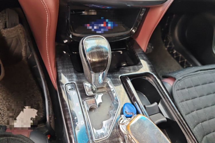 Used Toyota Crown 2017 2.0T Sport Edition Gear Lever