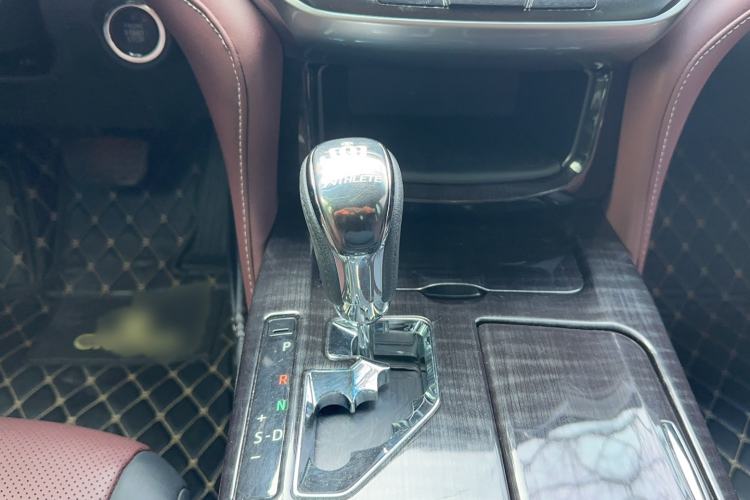 Used Toyota Crown 2017 2.0T Sport Edition Gear Lever