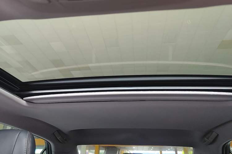 Used Toyota Crown 2017 2.0T Sport Edition Headliner