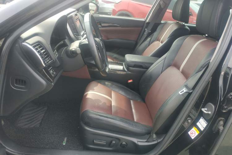 Used Toyota Crown 2017 2.0T Sport Edition Interior 3