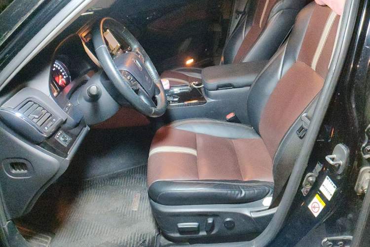 Used Toyota Crown 2017 2.0T Sport Edition Left Front Seat