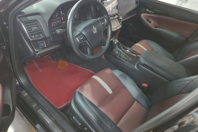 Used Toyota Crown 2017 2.0T Sport Edition Left Front Seat
