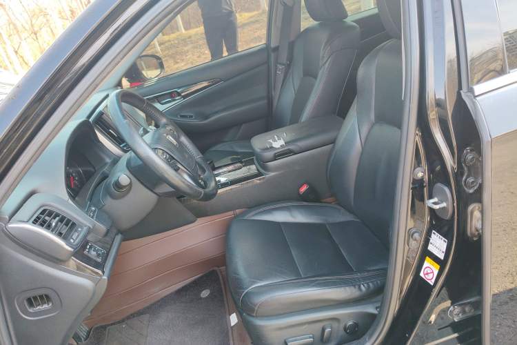 Used Toyota Crown 2017 2.0T Sport Edition Left Front Seat