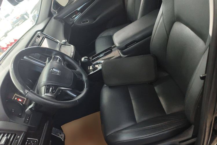 Used Toyota Crown 2017 2.0T Sport Edition Left Front Seat