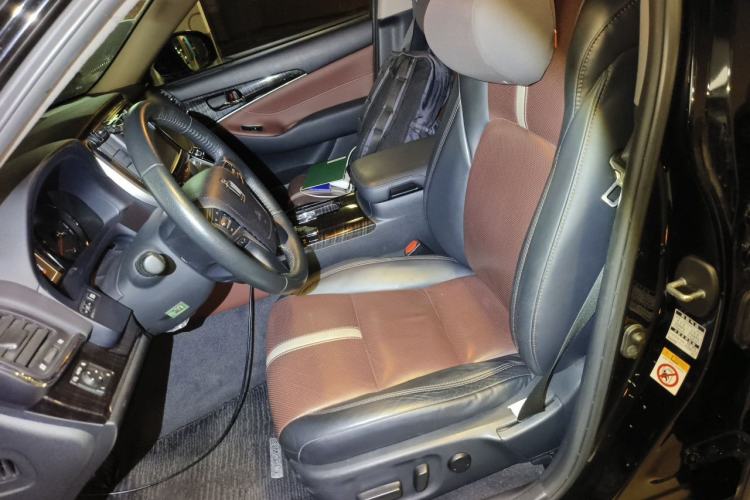 Used Toyota Crown 2017 2.0T Sport Edition Left Front Seat