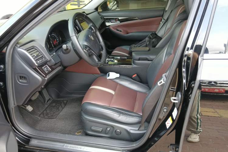 Used Toyota Crown 2017 2.0T Sport Edition Left Front Seat