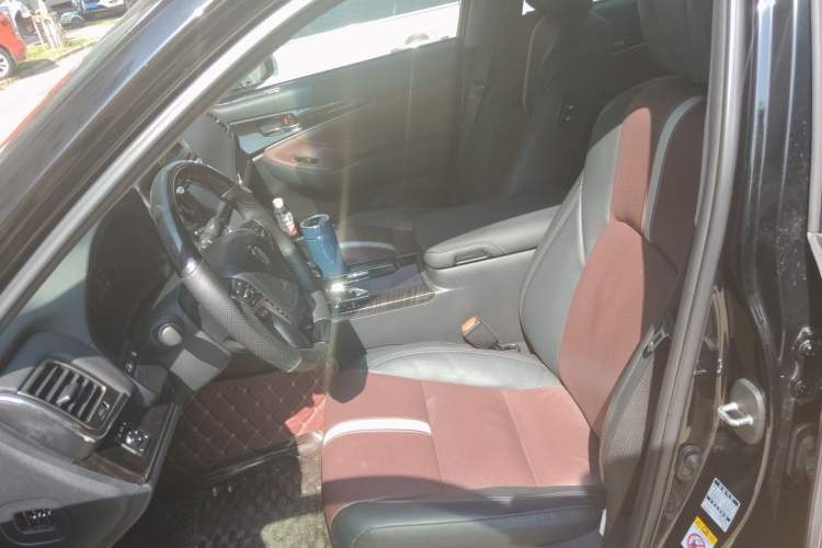 Used Toyota Crown 2017 2.0T Sport Edition Left Front Seat