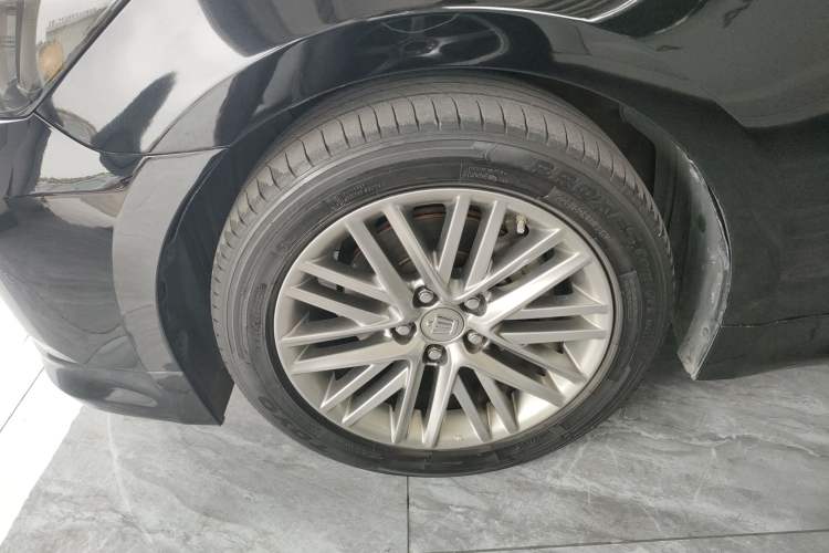 Used Toyota Crown 2017 2.0T Sport Edition Left Front Wheel Hub