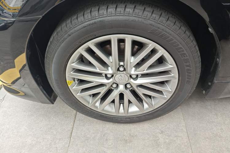 Used Toyota Crown 2017 2.0T Sport Edition Left Front Wheel Hub