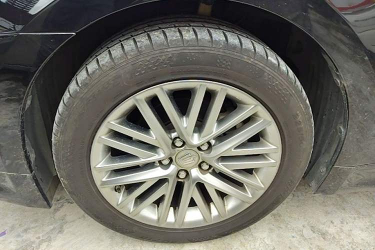 Used Toyota Crown 2017 2.0T Sport Edition Left Front Wheel Hub
