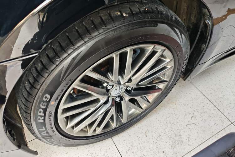 Used Toyota Crown 2017 2.0T Sport Edition Left Front Wheel Hub