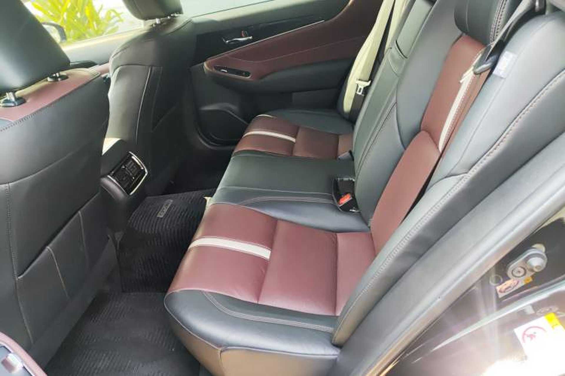 Used Toyota Crown 2017 2.0T Sport Edition Left Rear Seat