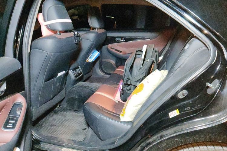 Used Toyota Crown 2017 2.0T Sport Edition Left Rear Seat