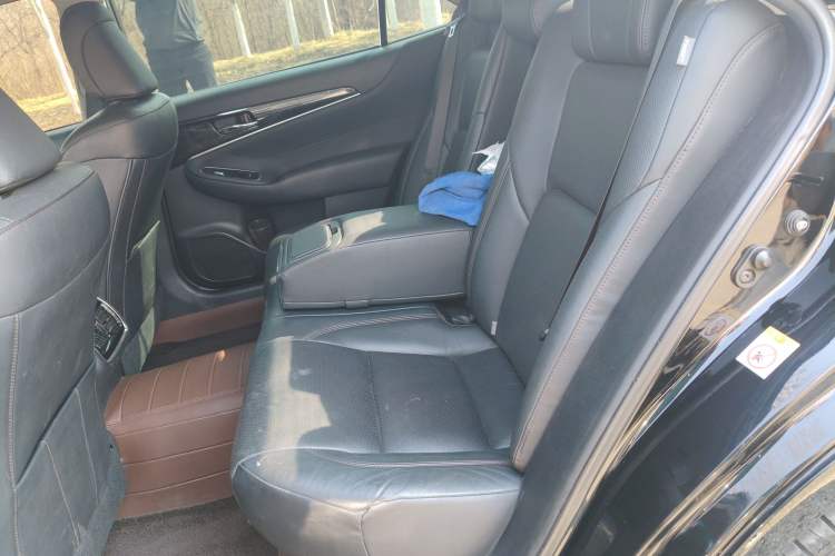 Used Toyota Crown 2017 2.0T Sport Edition Left Rear Seat