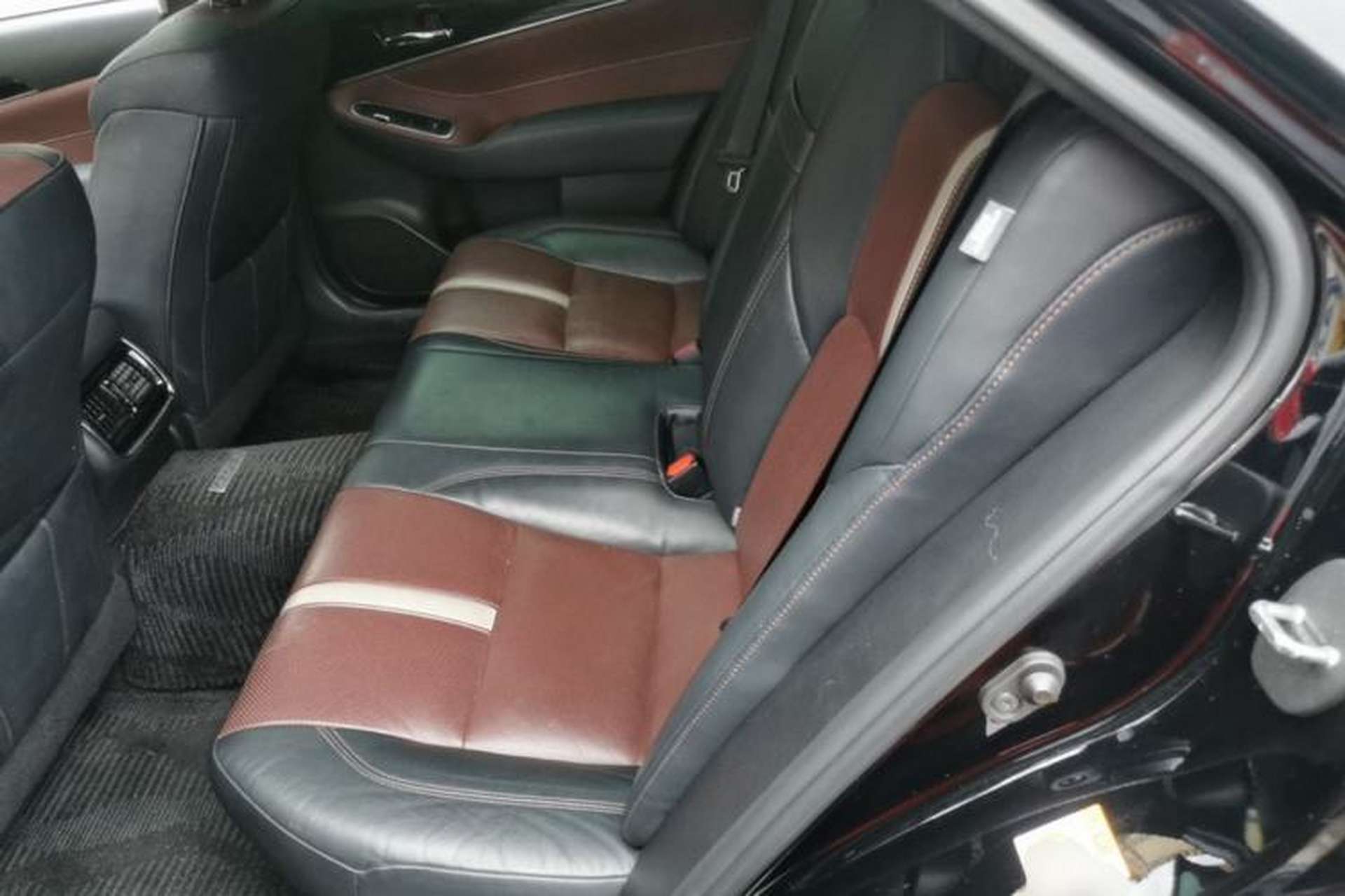 Used Toyota Crown 2017 2.0T Sport Edition Left Rear Seat
