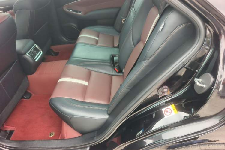 Used Toyota Crown 2017 2.0T Sport Edition Left Rear Seat
