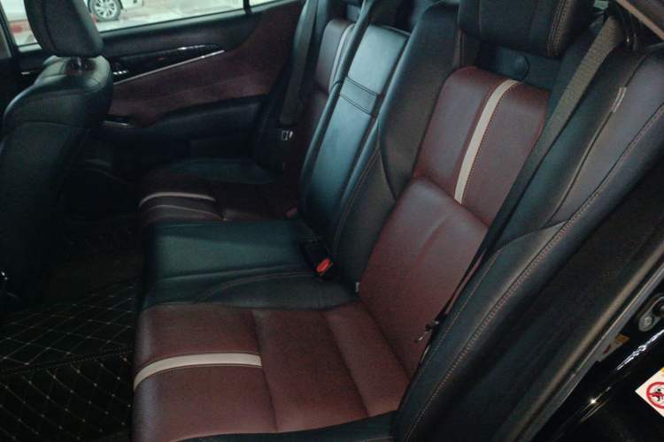 Used Toyota Crown 2017 2.0T Sport Edition Left Rear Seat