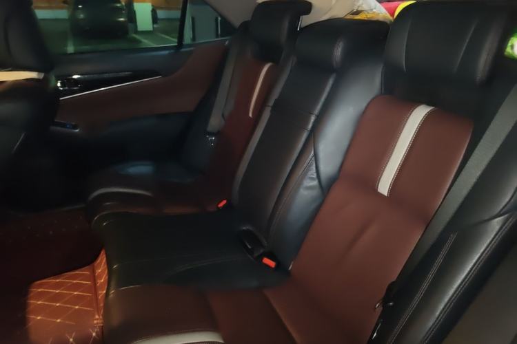 Used Toyota Crown 2017 2.0T Sport Edition Left Rear Seat