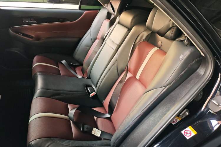 Used Toyota Crown 2017 2.0T Sport Edition Left Rear Seat