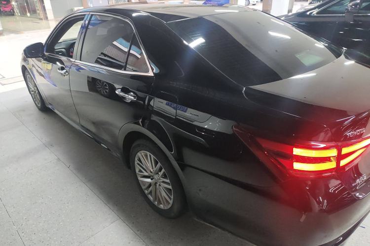 Used Toyota Crown 2017 2.0T Sport Edition Left Side