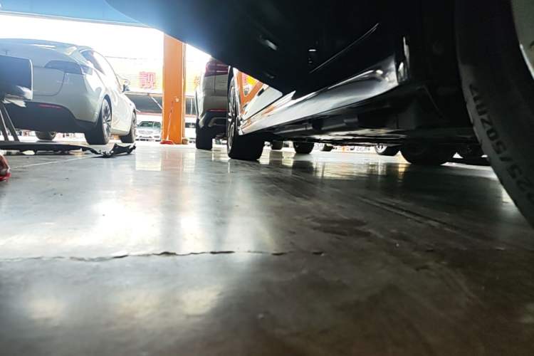 Used Toyota Crown 2017 2.0T Sport Edition Left Side Sill