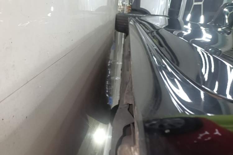 Used Toyota Crown 2017 2.0T Sport Edition Left Side Sill